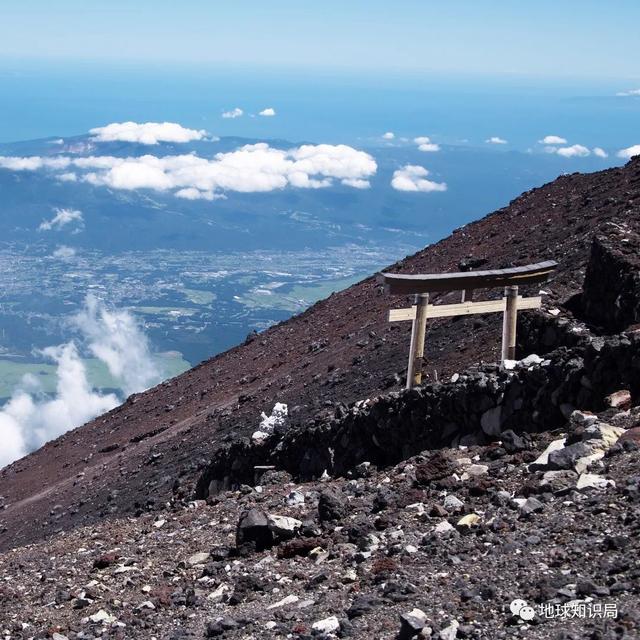 富士山在哪个城市，富士山在哪个城市英文（更危险的还没发生）