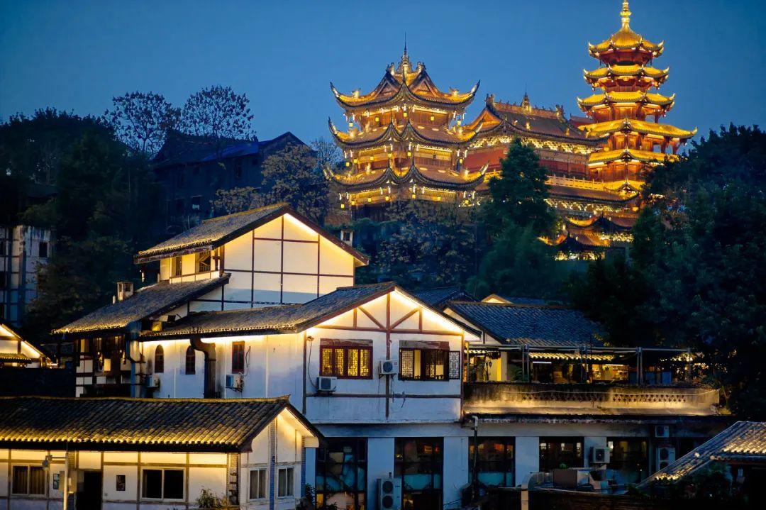 重庆旅游必去十大景点，重庆旅游十大必去景点（重庆这些100%的打卡地）