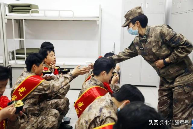 女兵一般在部队干什么，大学生女兵一般去什么部队（北部战区陆军2022年首批女新兵入营）
