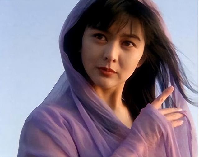 夏日福星关之琳，关之琳谈小三事件（香江第一美人-关之琳的欲望、任性和率性）