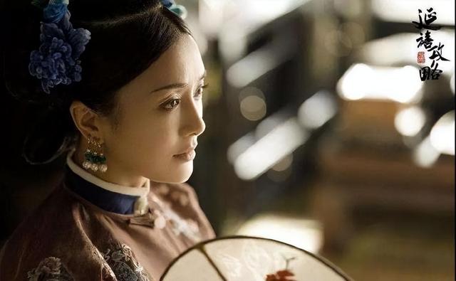 苏有朋和秦岚一起演的电视剧叫什么名字，苏有朋和秦岚的电视剧有哪些（“隐形富婆”秦岚）