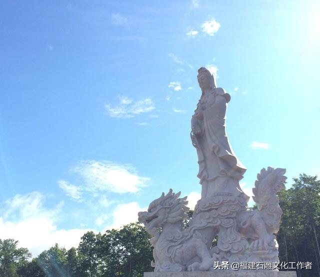 梦见寺庙和佛像，梦见寺庙和佛像很害怕（梦见石雕佛像究竟代表了什么寓意）