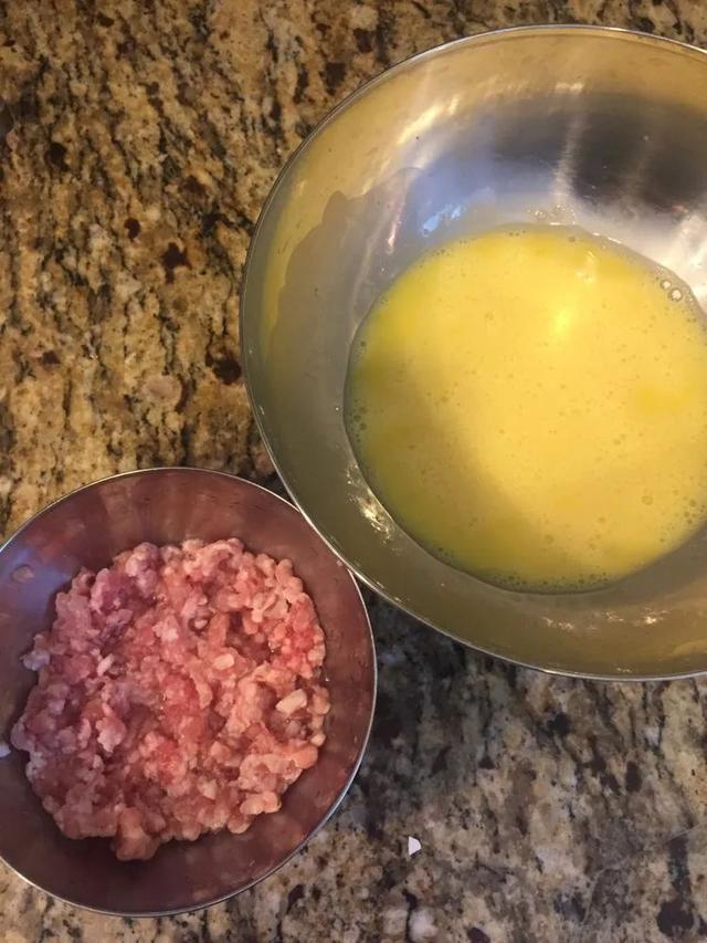 广东肠粉的做法，肠粉机器多少钱一台全自动（广东著名肠粉店的酱汁配方被我发现了）