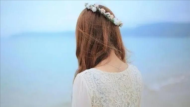 朋友不想搭理你的表现，好朋友疏远你的表现（打心底里瞧不起你）