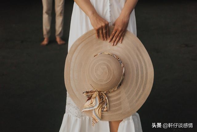 教你如何正确的撒娇，让对方更享受和更爱你