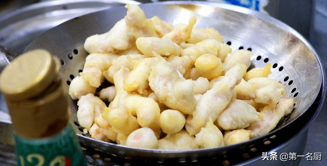 家常小炒五花肉的做法，小炒五花肉的家常做法（软嫩如豆腐）