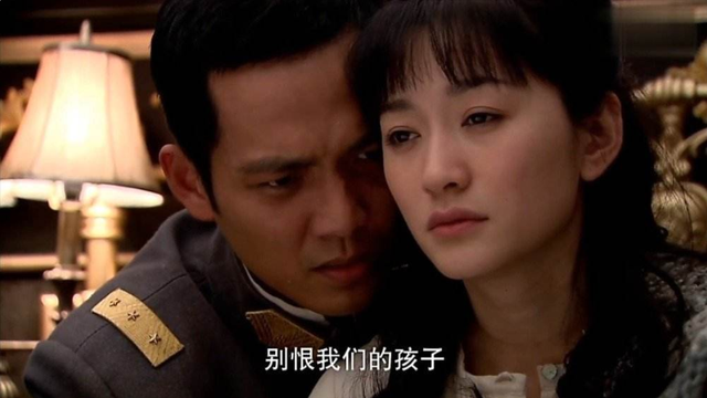 “一脸苦相”的6位女星，五官凑在一起，越看越丧，可惜了