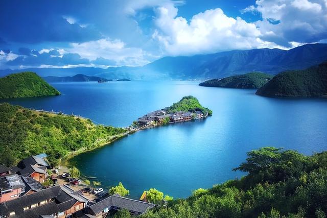 夏天哪里旅游好，16个夏天最值得去的地方（六七月份值得推荐的8个绝美景点）