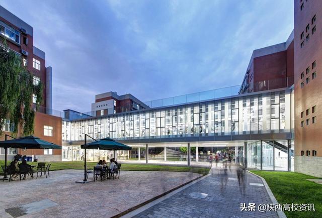 西安欧亚学院学费多少，2021年西安欧亚学院学费标准_学费多少钱一年（西安最有“国际范儿”的高等院校）