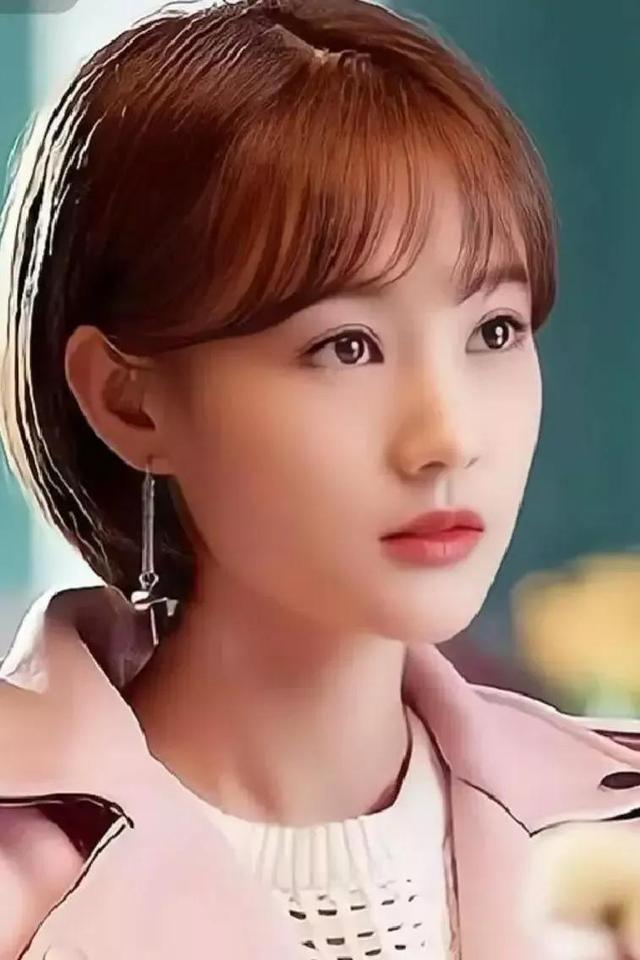 女人爱男人的几点表现，女人爱男人的四个表现（女人心里爱着你）