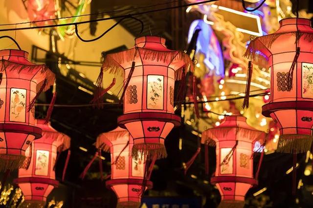 元宵节又叫什么节，元宵节又称什么节（元宵节这10个传统习俗）