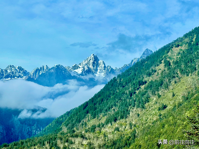 墨石公园属于哪个县城，墨石公园简介（必驾木格措墨石公园圣地理塘）