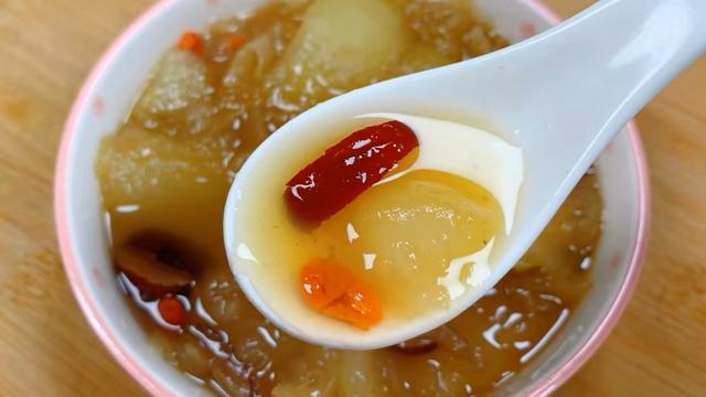 什么东西清肺最好，什么东西清肺效果最好（冬天要常吃）