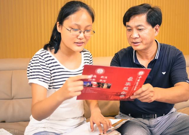 高考成绩查询需要什么信息，查询高考成绩需要什么信息（高考分数查询有哪些注意事项）