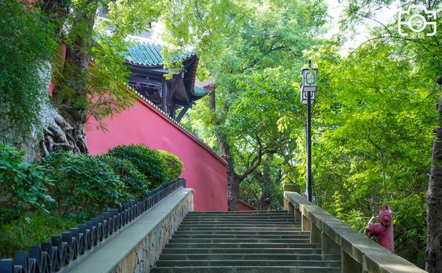 白帝城位于什么地方，白帝城位于什么县（白帝建城、刘备托孤、李白代言）