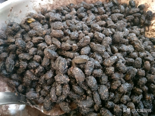 如何干炒黑豆，如何干炒黑豆更酥脆（不如黑豆一把”）