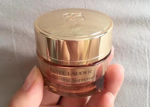 什么眼霜去皱效果好，真正可以去皱的眼霜（良心推荐这几款超火爆的抗老眼霜）