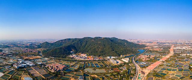 西樵山风景名胜区门票，西樵山免门票攻略（广东十大最受欢迎景点）