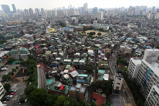 韩国首尔人口2022年，韩国楼市大概率是要崩盘了！