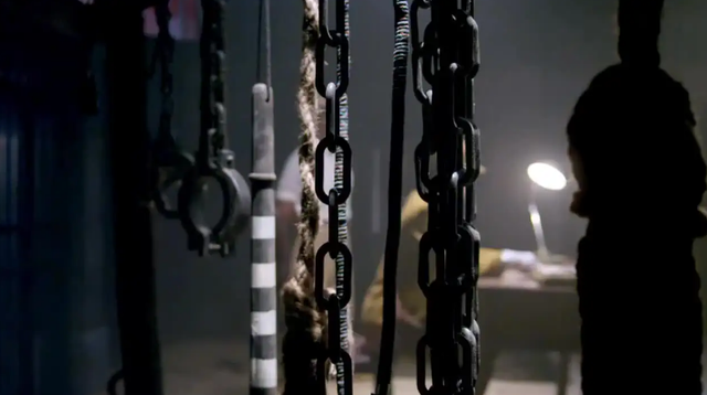 半晌疑云的意思，半晌疑云的意思是什么（凶手留下4大谜团）