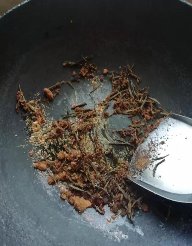 西米怎么做奶茶，西米奶茶（奶茶不要在外买了）