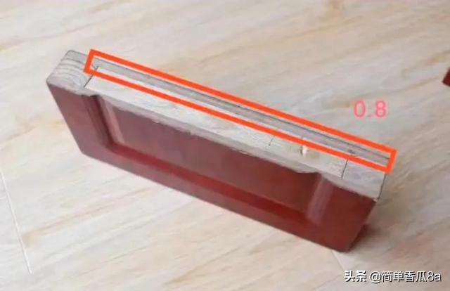 碳晶门是什么材质，碳晶门和实木门哪种更耐用（才知道木门该如何选择）