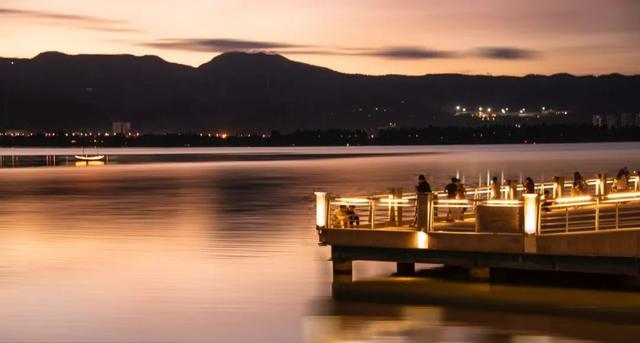 云南最好吃的野生菌在哪，中国最浪漫城市非她莫属