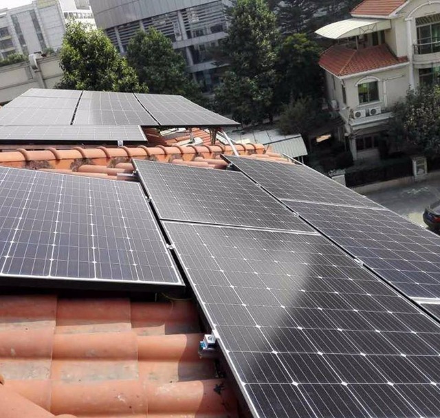 小型太阳能发电系统，家用太阳能发电系统介绍（看看无良公司是如何欺骗农户的）