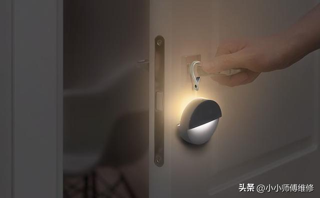 小卧室灯具怎么选，小卧室灯具怎么选购（卧室灯怎么选不会闪瞎眼）