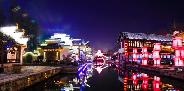南京晚上哪里好玩的景点，上海旅游景点哪里好玩（共赴2022南京中秋佳节）