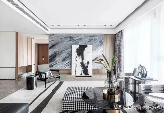 背景墙装饰材料，背景墙装饰材料有哪些（电视背景墙要高级）