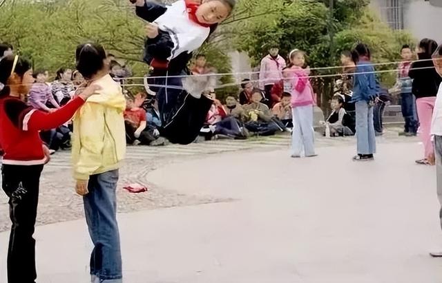 80后的玩具有哪些，80后的玩具有哪些玩具（盘点是否还记得这些玩具和游戏）