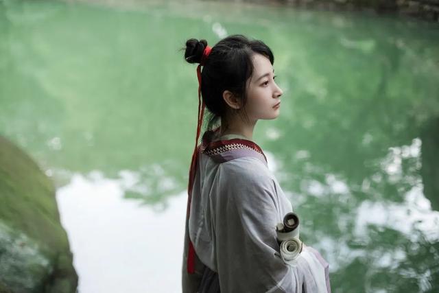 形容相遇美好的古诗，形容相遇美好的古诗句（古今最动人的10首爱情诗）