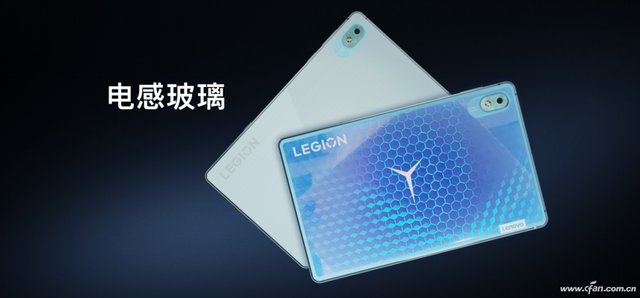 手机屏幕变紫修复妙招，手机屏幕变紫修复方法（手机后盖内住着“变色龙”）