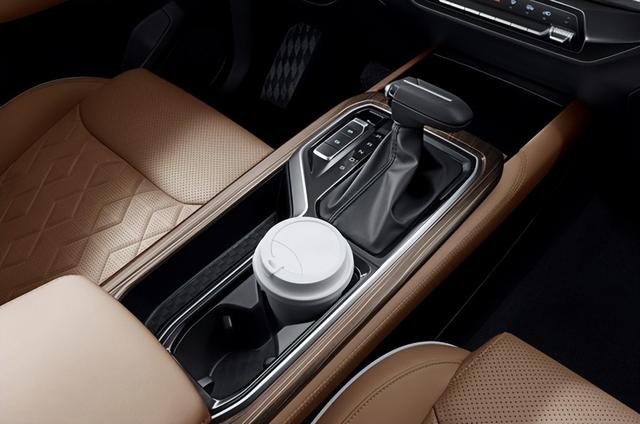 自动挡的五菱货车有吗，五菱皮卡车有自动挡的吗（银标五菱七座车更多信息曝光）