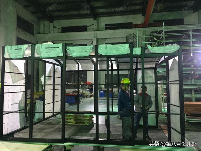 阳光房玻璃顶如何隔热，阳光房玻璃顶隔热防晒膜一般哪里有（阳光房别用玻璃了）