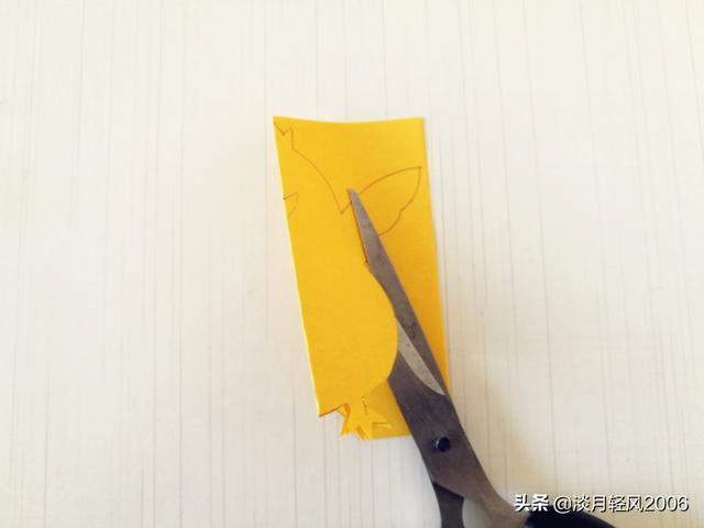 小学生剪纸简单又漂亮步骤，小学生剪纸教程（剪纸小鸡教程）