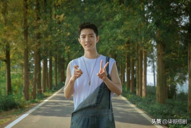 李现和肖战同款发型，杨洋、肖战、王一博…寸头PK