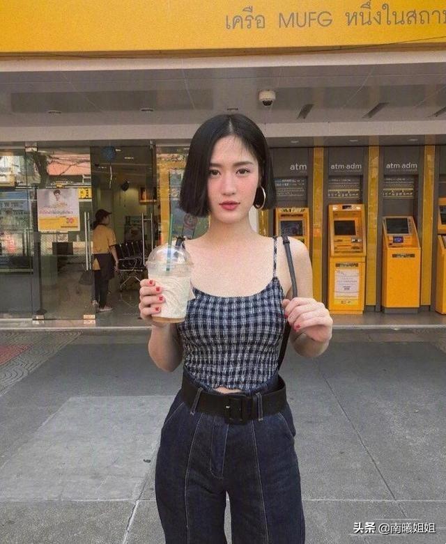 气场强大的女人的表现，气场强大的女人特征（若你身上有这3个“特征”）