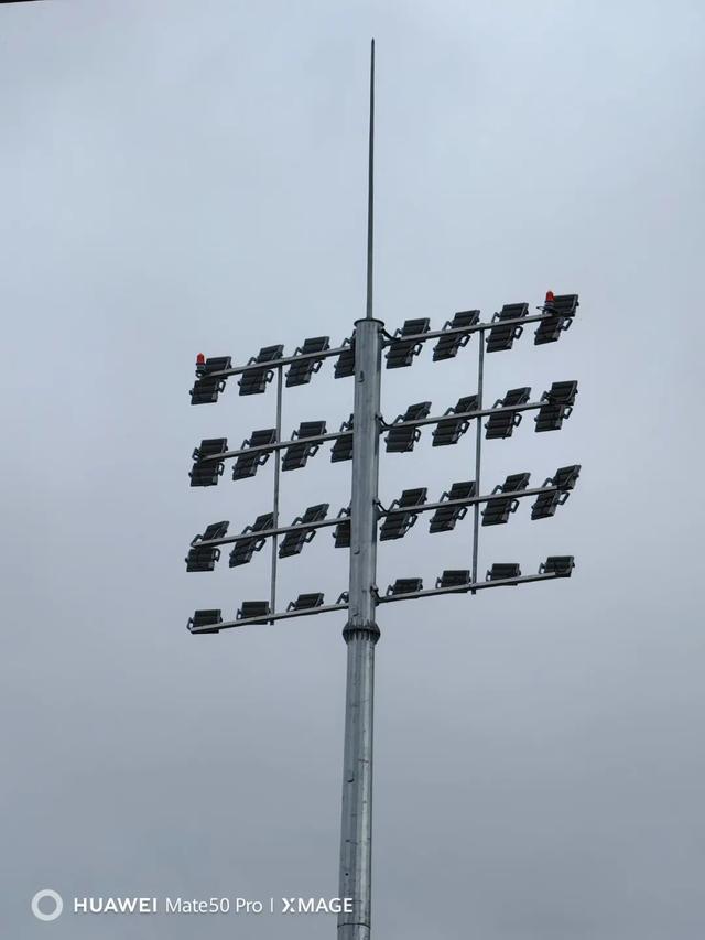 哪两种颜色可以调成紫色，哪两种颜色可以调成紫色彩搭配（但仍是一台值得购买的旗舰手机）