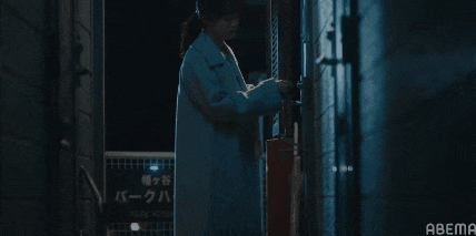 三十而立剧情，三十而立剧情最后为什么死了（尺度大到上天，成年人性教育片）