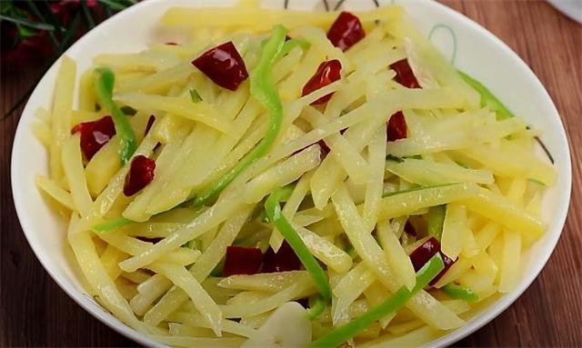 家常土豆丝怎么炒好吃又简单，土豆丝怎么炒好吃又简单（土豆丝又脆又好吃）