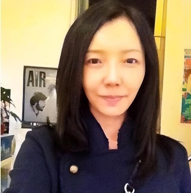 王学兵和孙宁离婚10年：一个3婚娶娇妻，一个未婚没孩子