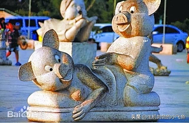 世界著名雕塑，世界著名雕塑人像（10座世界辣眼雕塑）