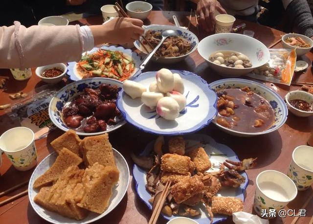 办酒席要办些什么东西，办酒席需要什么东西（农村“吃席”有讲究）