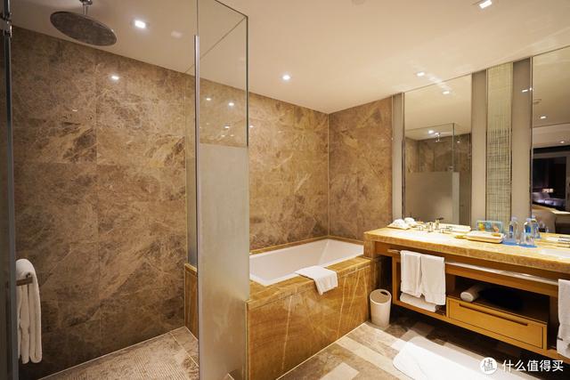 亚特兰蒂斯在哪里，亚特兰蒂斯在哪（“人傻钱多”的三亚亚特兰蒂斯）