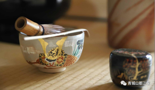 青城山旅游，青城山旅游图（赏千年银杏、观层林尽染、泡山间温泉......顶奢配置慢生活尽在青城山～）
