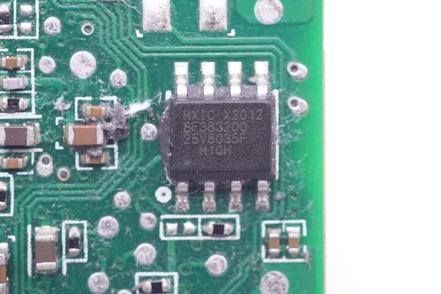 华为光伏逆变器，华为的光伏逆变器受不受禁令（拆解华为450W智能光伏优化器带你有全新了解）