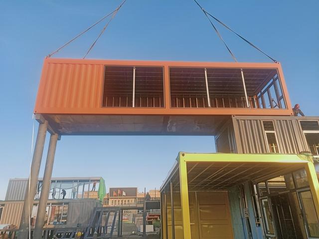 集装箱制造厂家，集装箱板房生产厂家（争做中国集装箱房屋行业领跑者）