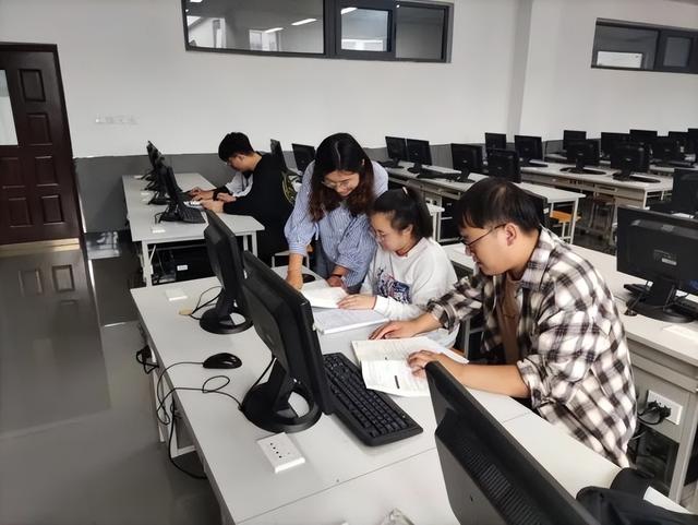 辽宁经济职业学院，辽宁经济职业技术学院最新排名（联手华为共建学院）